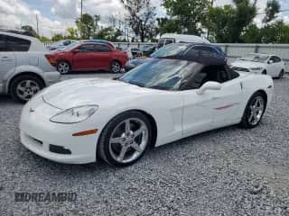 2005 Chevrolet Corvette с VIN 1G1YY34U355116161, выставлен на аукционе Copart как лот 62839265 с пробегом 75 299 миль миль и Списание • Salvage title. История ставок и продаж доступна на DreamBid. Изображение 1.