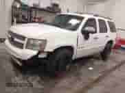 2008 Chevrolet Tahoe LTZ z VIN 1GNFK13038R110710, wystawiony jako IAAI lot #41949511 z przebiegiem 293 971 mil mil oraz . Historia ofert i sprzedaży dostępna na DreamBid. Obrazek 2.