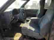 2001 Chevrolet S-10 LS с VIN 1GCCS19W218179231, выставлен на аукционе Copart как лот 60239945 с пробегом 223 612 миль миль и Чистый • Clean title. История ставок и продаж доступна на DreamBid. Изображение 7.