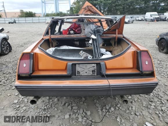 1985 Chevrolet Monte Carlo Sport SS с VIN 1G1GZ37G6FR114333, выставлен на аукционе Copart как лот 72896644 с пробегом Не указан миль и Списание • Salvage title. История ставок и продаж доступна на DreamBid. Изображение 6.