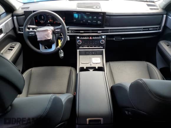 2025 Hyundai Santa Fe SEL с VIN 5NMP24GL2SH142207, выставлен на аукционе Copart как лот 82074305 с пробегом 126 миль миль и Списание • Salvage title. История ставок и продаж доступна на DreamBid. Изображение 8.