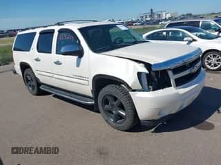 2008 Chevrolet Suburban LTZ с VIN 1GNFK16348R213561, выставлен на аукционе IAAI как лот 42636201 с пробегом 201 675 миль миль и . История ставок и продаж доступна на DreamBid. Изображение 1.