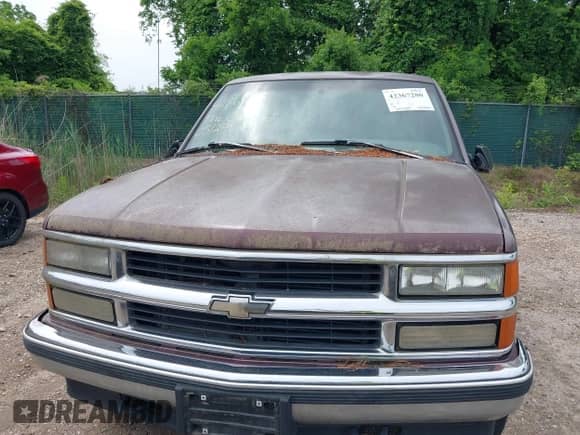 1996 Chevrolet Suburban с VIN 1GNFK16R8TJ397396, выставлен на аукционе IAAI как лот 42367280 с пробегом 287 980 миль миль и . История ставок и продаж доступна на DreamBid. Изображение 6.