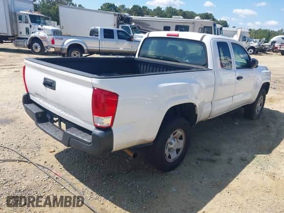 2016 Toyota Tacoma SR with VIN 5TFRX5GN1GX068939, listed as a IAAI auction lot 43146778 with 241,247 mi miles and . Bid and sale history available at DreamBid. Image 4.