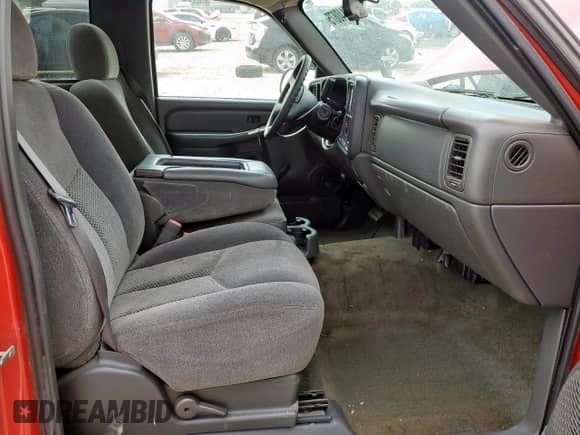 2005 Chevrolet Silverado 1500 z VIN 1GCEC14X45Z352690, wystawiony jako Copart lot #63140875 z przebiegiem 105 293 mil mil oraz Szkoda całkowita • Salvage title. Historia ofert i sprzedaży dostępna na DreamBid. Obrazek 7.