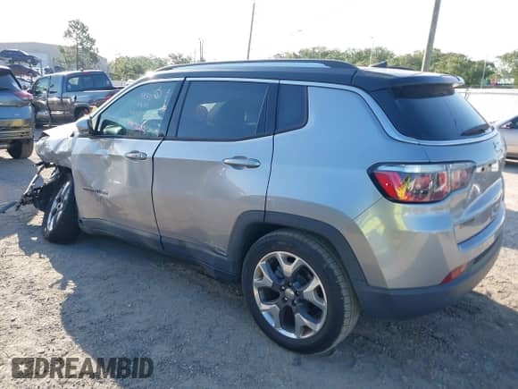2018 Jeep Compass Limited with VIN 3C4NJCCB8JT212182, listed as a IAAI auction lot 42470763 with 109,425 mi miles and . Bid and sale history available at DreamBid. Image 3.