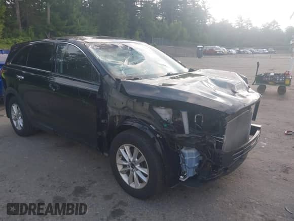 2019 Kia Sorento LX with VIN 5XYPG4A33KG578519, listed as a IAAI auction lot 42732239 with 48,573 mi miles and . Bid and sale history available at DreamBid. Image 1.