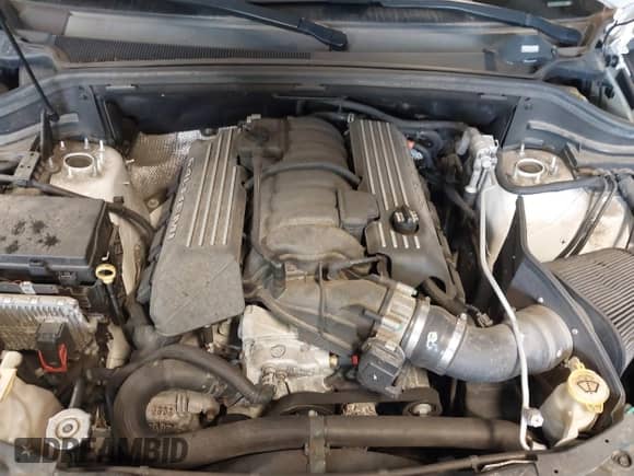 2018 Jeep Grand Cherokee SRT z VIN 1C4RJFDJ1JC270610, wystawiony jako IAAI lot #39955518 z przebiegiem 52 467 mil mil oraz . Historia ofert i sprzedaży dostępna na DreamBid. Obrazek 10.