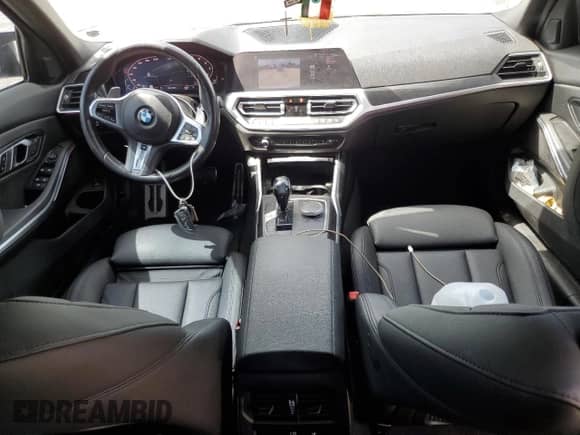 2020 BMW 3 Series M340i z VIN 3MW5U7J0XL8B26276, wystawiony jako Copart lot #59799855 z przebiegiem 84 068 mil mil oraz Szkoda całkowita • Salvage title. Historia ofert i sprzedaży dostępna na DreamBid. Obrazek 8.