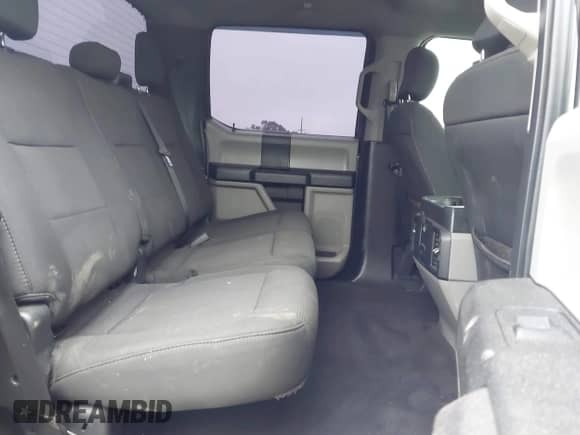 2018 Ford F-150 XL with VIN 1FTEW1CPXJKF05181, listed as a IAAI auction lot 42433178 with 97,101 mi miles and . Bid and sale history available at DreamBid. Image 8.