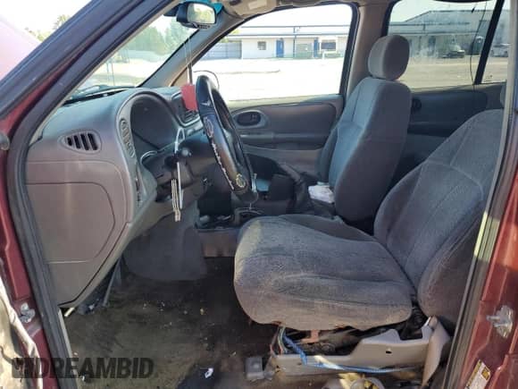 2004 Chevrolet TrailBlazer EXT LS с VIN 1GNES16S746163656, выставлен на аукционе Copart как лот 52305715 с пробегом 302 596 миль миль и Списание • Salvage title. История ставок и продаж доступна на DreamBid. Изображение 7.