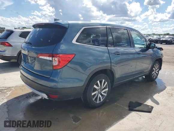 2021 Honda Pilot EX with VIN 5FNYF5H33MB027116, listed as a Copart auction lot 70897255 with 55,433 mi miles and Clean title. Bid and sale history available at DreamBid. Image 3.