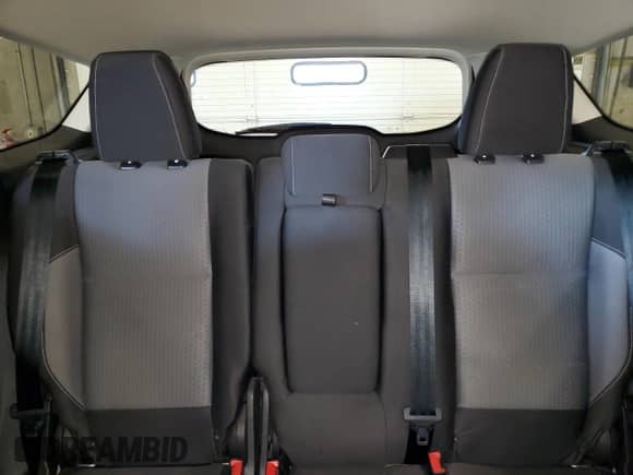 2017 Ford Escape SE z VIN 1FMCU9GD3HUF08087, wystawiony jako Copart lot #85761825 z przebiegiem 100 480 mil mil oraz Czysty tytuł • Clean title. Historia ofert i sprzedaży dostępna na DreamBid. Obrazek 10.