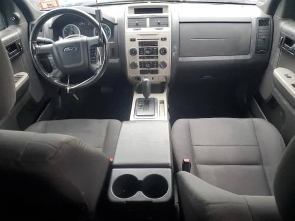 2011 Ford Escape XLT с VIN 1FMCU9DG3BKB69431, выставлен на аукционе Copart как лот 84219875 с пробегом 144 394 миль миль и Чистый • Clean title. История ставок и продаж доступна на DreamBid. Изображение 8.
