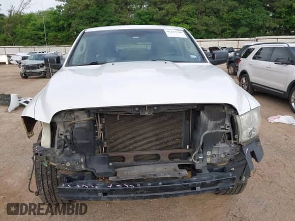 2014 Ram 1500 Express с VIN 1C6RR6FT9ES101025, выставлен на аукционе IAAI как лот 42265700 с пробегом 161 580 миль миль и . История ставок и продаж доступна на DreamBid. Изображение 13.