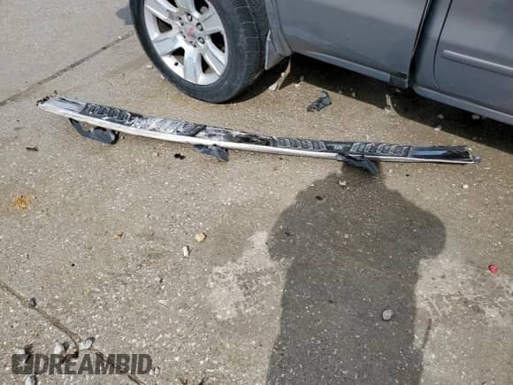 2017 GMC Sierra 1500 SLE с VIN 1GTR1MEC7HZ154310, выставлен на аукционе Copart как лот 54540495 с пробегом 168 397 миль миль и Списание • Salvage title. История ставок и продаж доступна на DreamBid. Изображение 12.
