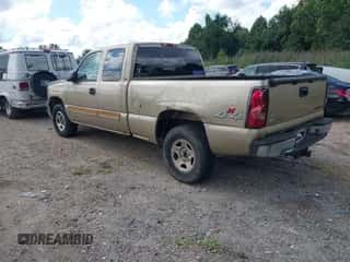 2004 Chevrolet Silverado 1500 Z71 z VIN 2GCEK19T941237177, wystawiony jako IAAI lot #43135489 z przebiegiem 168 824 mil mil oraz . Historia ofert i sprzedaży dostępna na DreamBid. Obrazek 3.