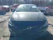 2015 Volvo S60 T5 Premier с VIN YV1612TB3F2315107, выставлен на аукционе IAAI как лот 41911081 с пробегом 121 149 миль миль и . История ставок и продаж доступна на DreamBid. Изображение 13.