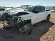 2023 Toyota Tundra Limited Hybrid z VIN 5TFJC5DBXPX022688, wystawiony jako Copart lot #72735774 z przebiegiem Nie podano mil oraz Szkoda całkowita • Salvage title. Historia ofert i sprzedaży dostępna na DreamBid. Obrazek 1.