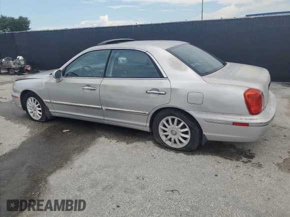 2005 Hyundai XG z VIN KMHFU45E15A403637, wystawiony jako Copart lot #64717495 z przebiegiem 79 826 mil mil oraz Czysty tytuł • Clean title. Historia ofert i sprzedaży dostępna na DreamBid. Obrazek 2.