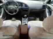 2006 Hyundai Elantra GLS z VIN KMHDN46D26U242385, wystawiony jako Copart lot #89854505 z przebiegiem 176 842 mil mil oraz Czysty tytuł • Clean title. Historia ofert i sprzedaży dostępna na DreamBid. Obrazek 8.