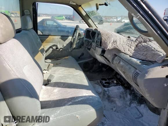 1996 GMC Sierra 1500 с VIN 1GTEC14W6TZ542964, выставлен на аукционе Copart как лот 45765975 с пробегом 2 986 092 миль миль и Чистый • Clean title. История ставок и продаж доступна на DreamBid. Изображение 10.