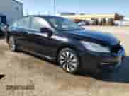 2017 Honda Accord Touring с VIN JHMCR6F71HC800065, выставлен на аукционе Copart как лот 85116615 с пробегом 246 365 миль миль и Чистый • Clean title. История ставок и продаж доступна на DreamBid. Изображение 4.