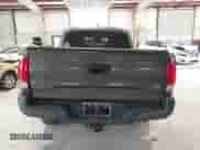 2022 Toyota Tacoma SR5 с VIN 3TMAZ5CN2NM181279, выставлен на аукционе IAAI как лот 43317687 с пробегом 129 450 миль миль и . История ставок и продаж доступна на DreamBid. Изображение 15.