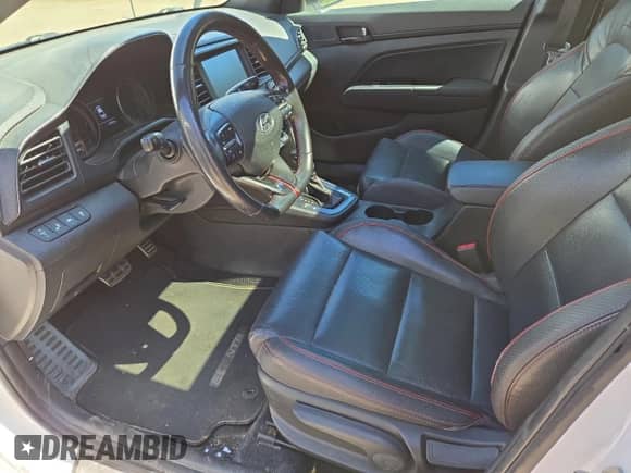 2020 Hyundai Elantra Sport z VIN KMHD04LBXLU070409, wystawiony jako Copart lot #69004755 z przebiegiem 160 828 mil mil oraz Szkoda całkowita • Salvage title. Historia ofert i sprzedaży dostępna na DreamBid. Obrazek 7.