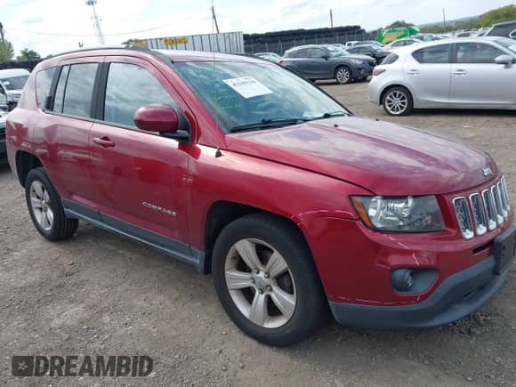 2015 Jeep Compass High Altitude с VIN 1C4NJDEBXFD333215, выставлен на аукционе IAAI как лот 43109330 с пробегом 134 246 миль миль и . История ставок и продаж доступна на DreamBid. Изображение 1.