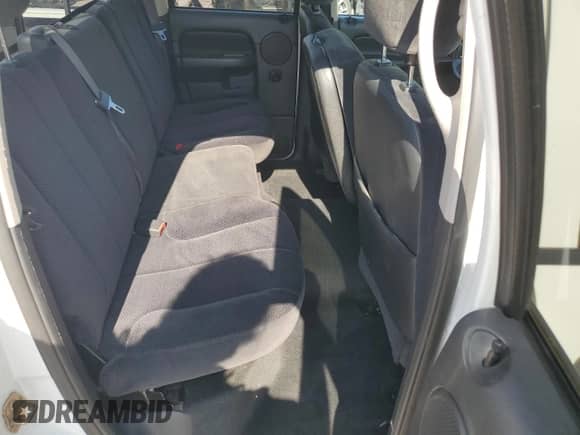 2005 Dodge 3500 SLT z VIN 3D7MR48C25G786700, wystawiony jako Copart lot #70139345 z przebiegiem 262 165 mil mil oraz Szkoda całkowita • Salvage title. Historia ofert i sprzedaży dostępna na DreamBid. Obrazek 10.
