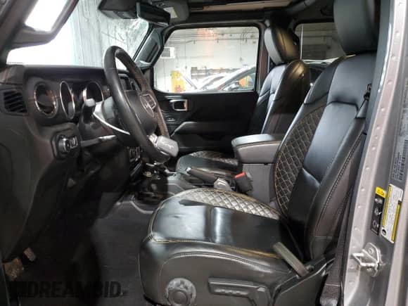 2021 Jeep Wrangler Unlimited Sahara Altitude z VIN 1C4HJXEN1MW692690, wystawiony jako Copart lot #84927014 z przebiegiem 34 268 mil mil oraz Szkoda całkowita • Salvage title. Historia ofert i sprzedaży dostępna na DreamBid. Obrazek 7.