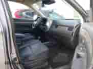 2020 Mitsubishi Outlander SE z VIN JA4AD3A33LJ001719, wystawiony jako IAAI lot #42270888 z przebiegiem 95 794 mil mil oraz . Historia ofert i sprzedaży dostępna na DreamBid. Obrazek 5.