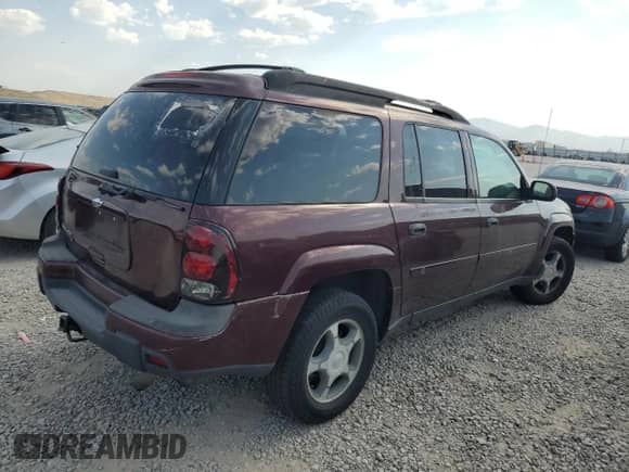2006 Chevrolet TrailBlazer LS with VIN 1GNET16S066136265, listed as a Copart auction lot 65236085 with 163,492 mi miles and Clean title. Bid and sale history available at DreamBid. Image 3.