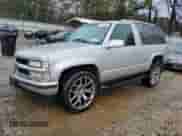 1997 Chevrolet Tahoe z VIN 3GNEK18R7VG115312, wystawiony jako Copart lot #89409665 z przebiegiem 187 159 mil mil oraz Szkoda całkowita • Salvage title. Historia ofert i sprzedaży dostępna na DreamBid. Obrazek 1.