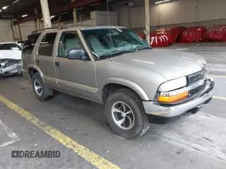 2005 Chevrolet Blazer LS with VIN 1GNCS13X85K109329, listed as a IAAI auction lot 43278597 with 160,183 mi miles and . Bid and sale history available at DreamBid. Image 1.