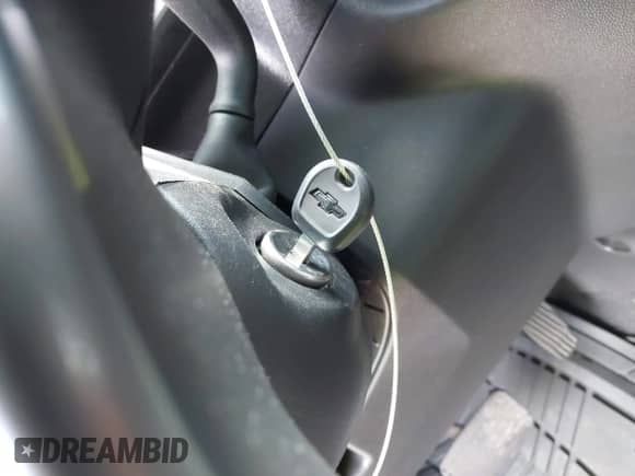 2020 Chevrolet Silverado 1500 LT с VIN 3GCPWCEKXLG243095, выставлен на аукционе IAAI как лот 42480565 с пробегом 18 590 миль миль и . История ставок и продаж доступна на DreamBid. Изображение 11.