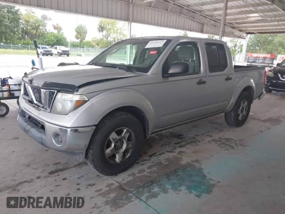2005 Nissan Frontier SE с VIN 1N6AD07U55C402679, выставлен на аукционе IAAI как лот 43196513 с пробегом 259 517 миль миль и . История ставок и продаж доступна на DreamBid. Изображение 2.