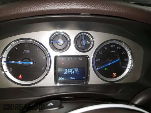 2009 Cadillac Escalade with VIN 1GYFK23249R197075, listed as a Copart auction lot 62199165 with 237,734 mi miles and Salvage title. Bid and sale history available at DreamBid. Image 9.