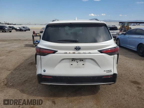 2022 Toyota Sienna Platinum с VIN 5TDERKEC1NS116533, выставлен на аукционе Copart как лот 70362315 с пробегом 85 860 миль миль и Списание • Salvage title. История ставок и продаж доступна на DreamBid. Изображение 6.