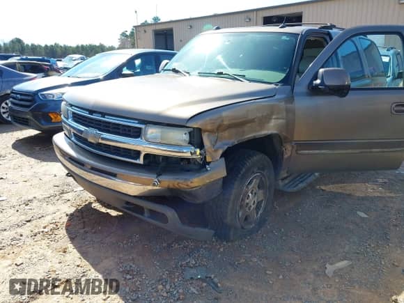 2004 Chevrolet Tahoe LS with VIN 1GNEK13Z34R304352, listed as a IAAI auction lot 41565612 with 291,777 mi miles and . Bid and sale history available at DreamBid. Image 6.
