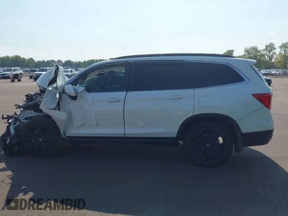 2022 Honda Pilot Special Edition z VIN 5FNYF6H26NB083789, wystawiony jako IAAI lot #43227852 z przebiegiem Nie podano mil oraz . Historia ofert i sprzedaży dostępna na DreamBid. Obrazek 13.