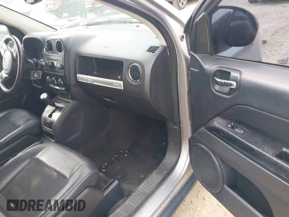 2016 Jeep Compass Sport с VIN 1C4NJDBB6GD646719, выставлен на аукционе IAAI как лот 42756950 с пробегом 126 182 миль миль и . История ставок и продаж доступна на DreamBid. Изображение 5.