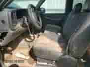 2006 Chevrolet Silverado 1500 LT1 с VIN 2GCEC19ZX61334540, выставлен на аукционе Copart как лот 63792675 с пробегом 83 640 миль миль и Списание • Salvage title. История ставок и продаж доступна на DreamBid. Изображение 7.