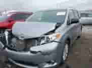 2013 Toyota Sienna XLE с VIN 5TDDK3DC7DS056599, выставлен на аукционе IAAI как лот 41736510 с пробегом 120 230 миль миль и . История ставок и продаж доступна на DreamBid. Изображение 17.