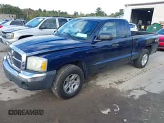2005 Dodge Dakota SLT with VIN 1D7HW42N15S260488, listed as a IAAI auction lot 43436640 with 108,395 mi miles and . Bid and sale history available at DreamBid. Image 2.