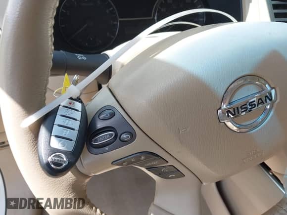 2014 Nissan Pathfinder Platinum with VIN 5N1AR2MN1EC708514, listed as a IAAI auction lot 42519600 with 94,916 mi miles and . Bid and sale history available at DreamBid. Image 11.