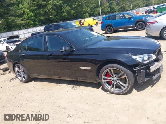 2014 BMW 7 Series ALPINA B7 xDrive with VIN WBAYF8C59ED653799, listed as a IAAI auction lot 42724753 with 146,906 mi miles and . Bid and sale history available at DreamBid. Image 13.