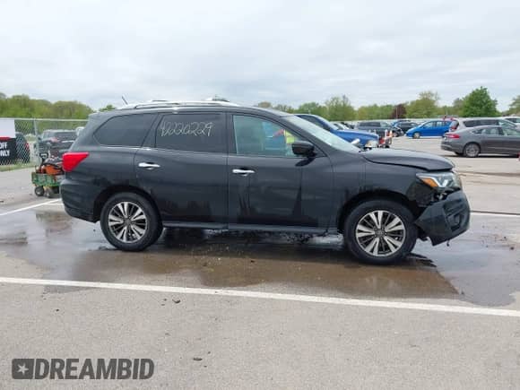 2017 Nissan Pathfinder SV with VIN 5N1DR2MM4HC649189, listed as a IAAI auction lot 42220229 with 149,707 mi miles and . Bid and sale history available at DreamBid. Image 14.