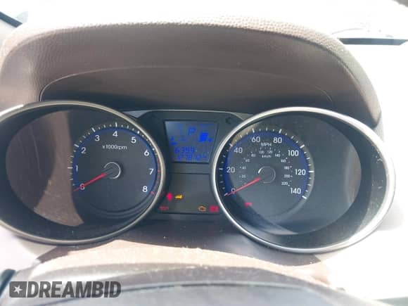 2010 Hyundai Tucson Limited с VIN KM8JU3ACXAU011595, выставлен на аукционе IAAI как лот 42954267 с пробегом 127 872 миль миль и . История ставок и продаж доступна на DreamBid. Изображение 7.